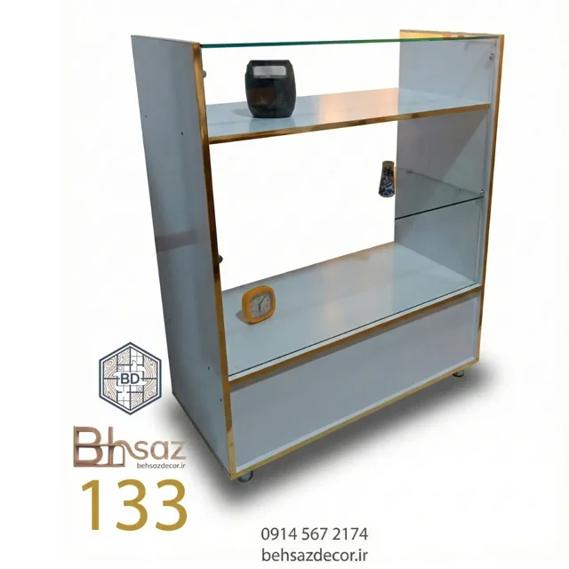 ویترین و استند مدرن سفید طلایی (ترکیب فلز و MDF) – کد 133